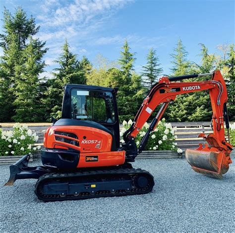 mini excavators bc